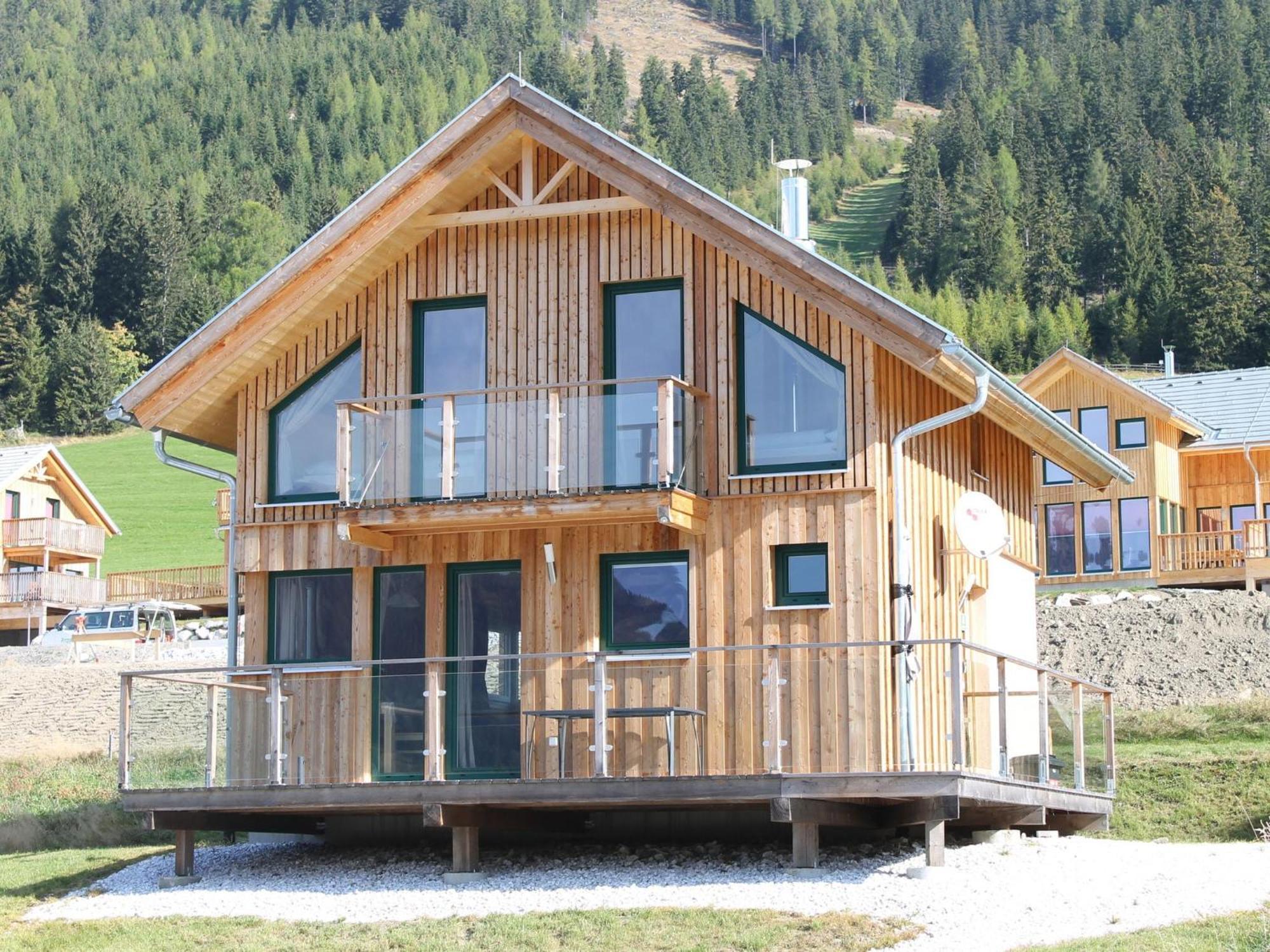 Wooden Chalet in Hohentauern with a Garden Exterior foto